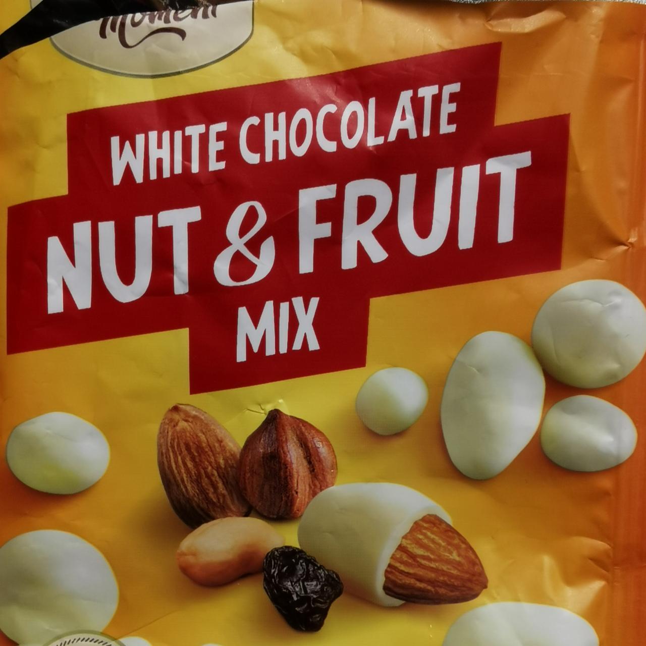 Fotografie - White Chocolate Nut & Fruit Mix Choco Moment