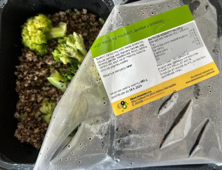Fotografie - Krůtí maso na houbách, quinoa s brokolicí Zdravé stravování