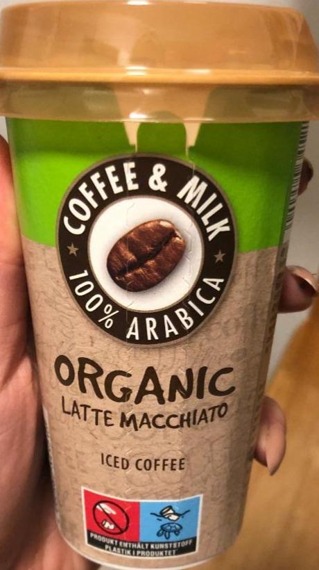 Fotografie - Organic latte macchiato Gropper