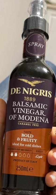Fotografie - Balsamic Vinegar of Modena De Nigris