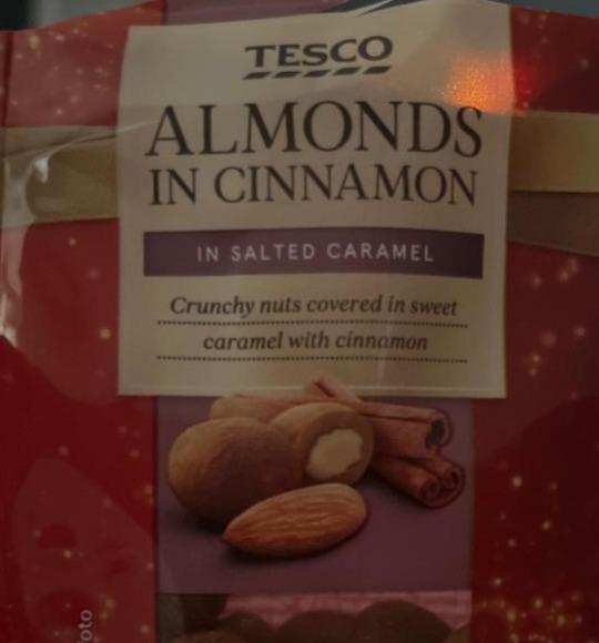 Fotografie - Almonds in cinnamon in salted caramel Tesco