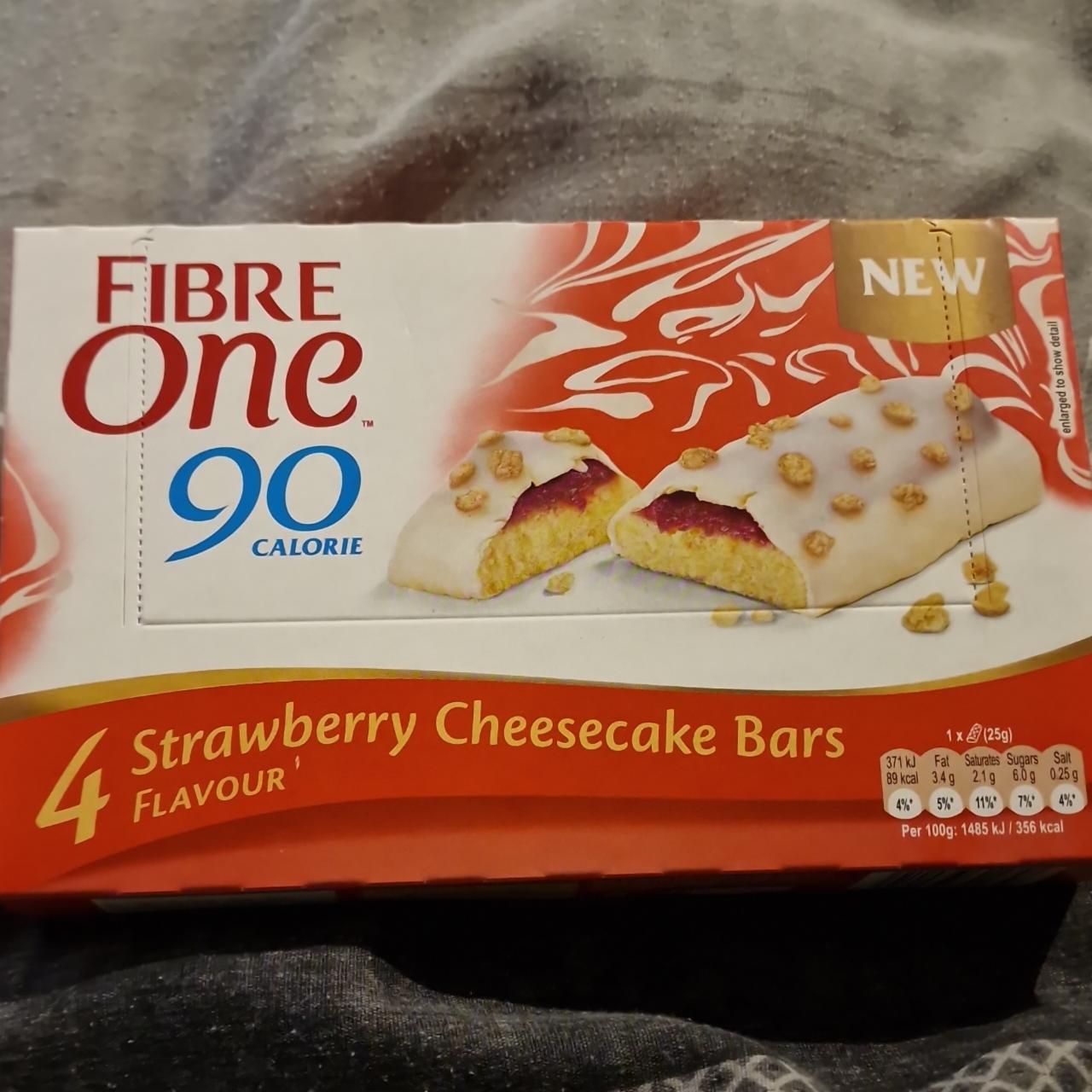 Fotografie - Strawberry cheesecake bars 90 calorie Fibre One