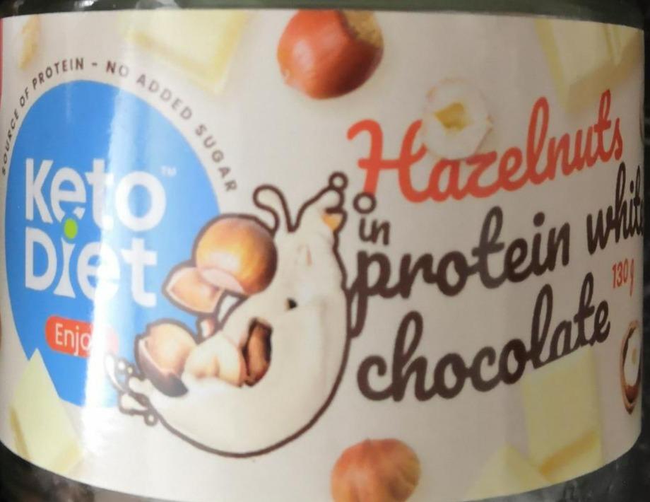 Fotografie - Hazelnuts in protein white chocolate KetoDiet