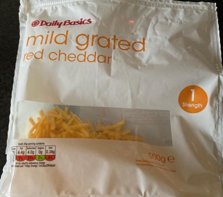 Fotografie - Mild grated red cheddar Daily Basics
