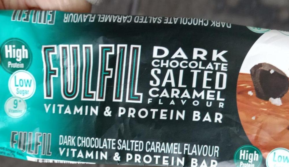 Fotografie - Fulfill dark chocolate salted caramel protein bar