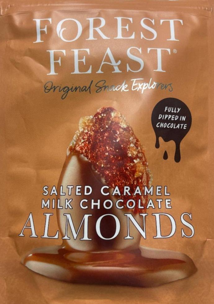 Fotografie - Forest feast salted caramel milk chocolate almonds
