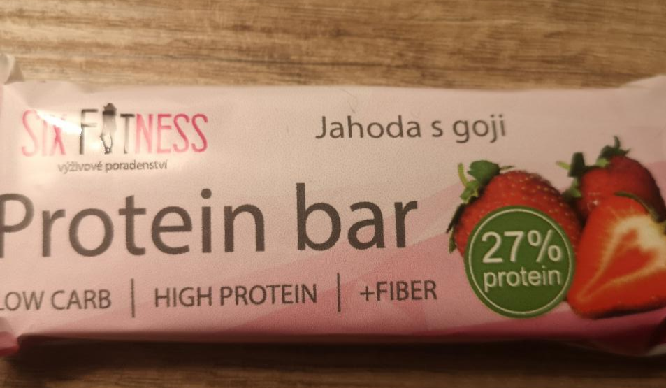 Fotografie - Protein bar Jahoda s goji Six Fitness