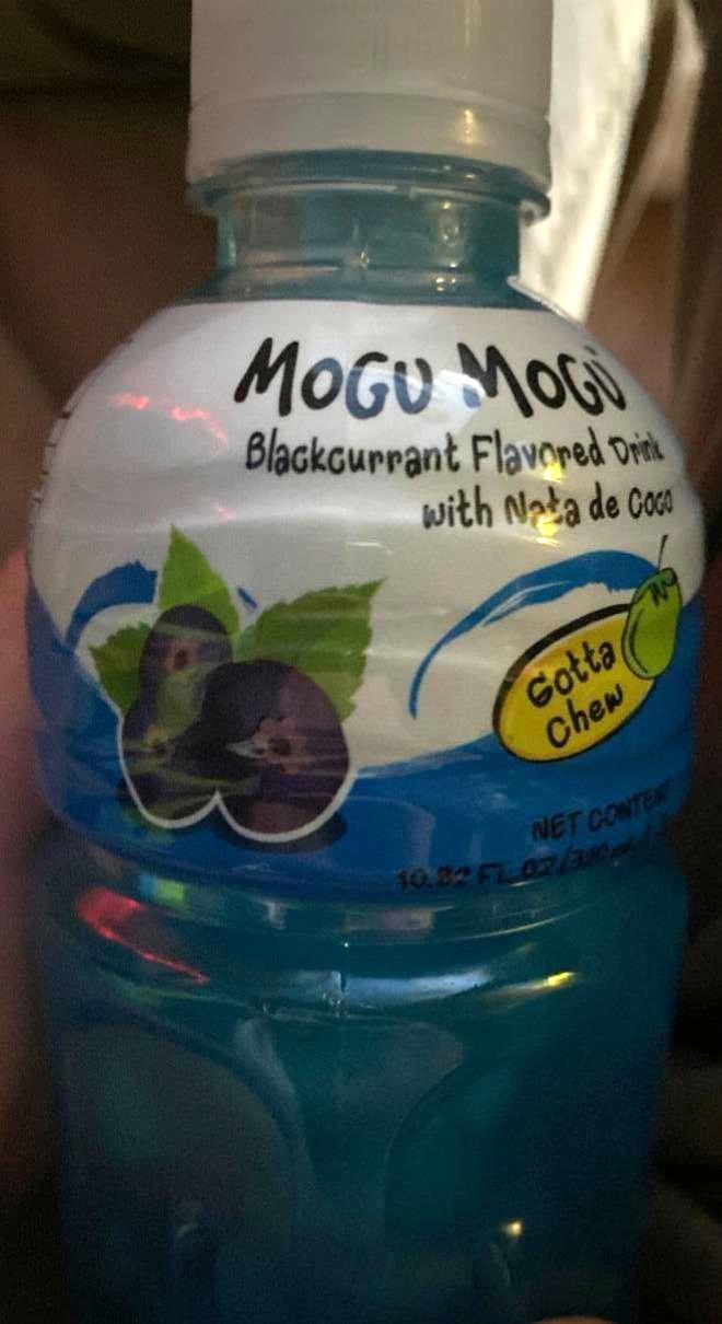 Fotografie - Blackcurrant Flavored Drink with Nata de Coco Mogu Mogu