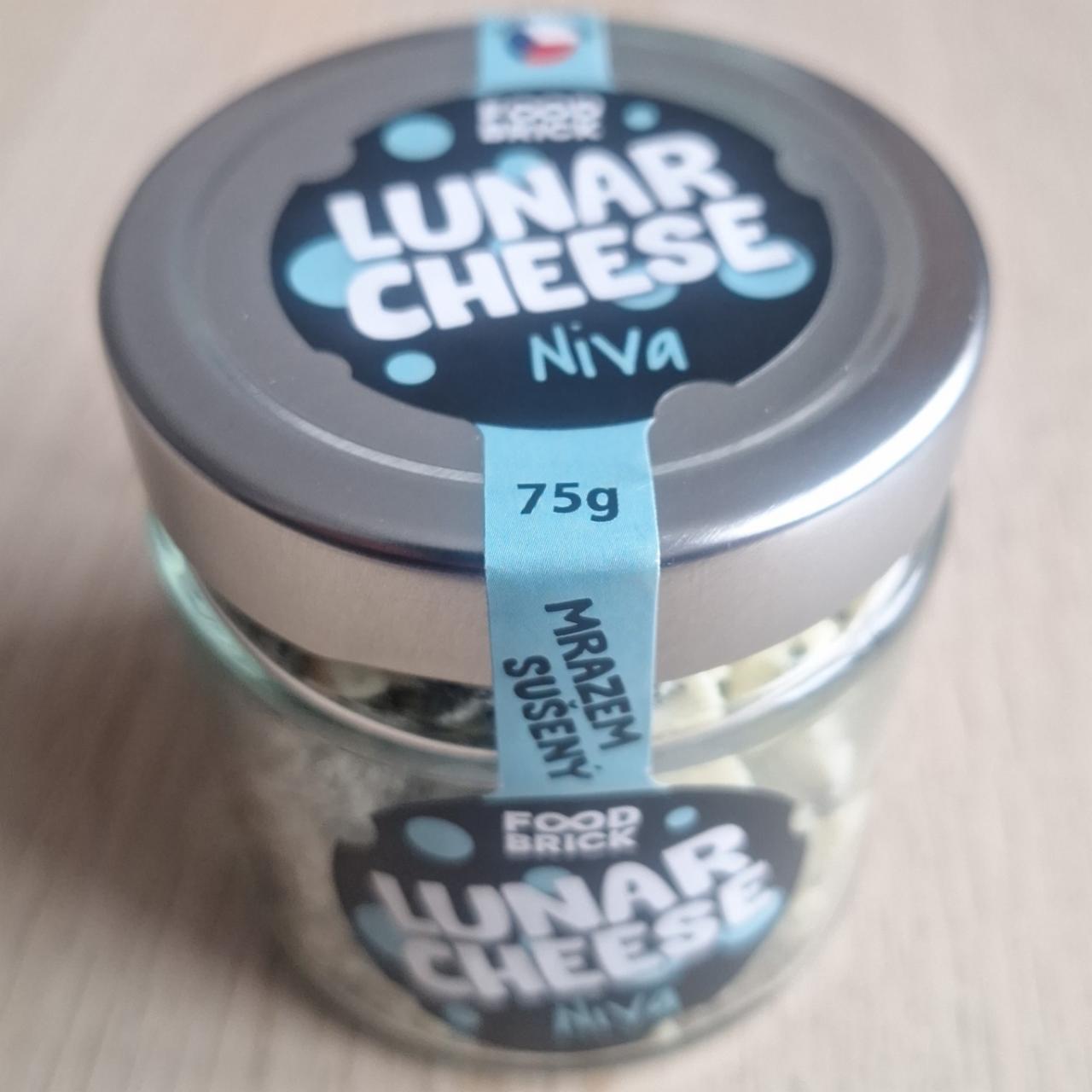 Fotografie - Lunar Cheese Niva Food Brick