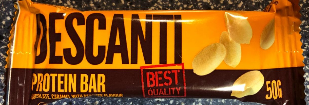 Fotografie - Descanti protein bar chocolate caramel with peanut flavour