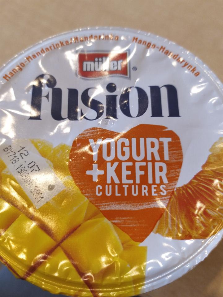 Fotografie - Fusion jogurt+kefir cultures mango-mandarinka Müller