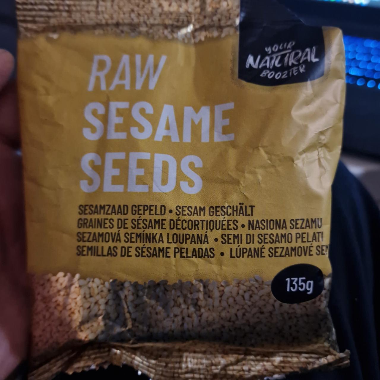 Fotografie - Raw sesame seeds Your Natural Boozter