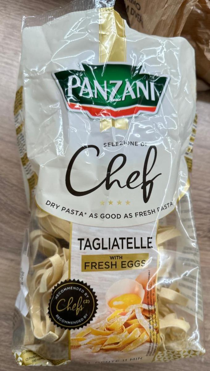 Fotografie - Chef Tagliatelle with fresh eggs Panzani