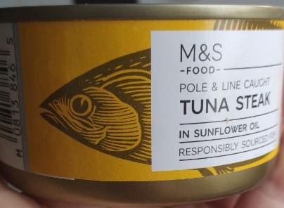 Fotografie - Tuna Steak in Sunflower Oil M&S Food