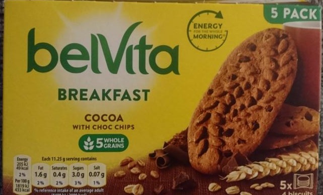 Fotografie - Breakfast cocoa with chocolate chips BelVita