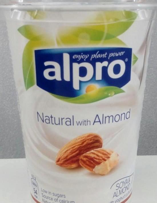 Fotografie - Natural with almond soya&almond (bílý jogurt mandlový) Alpro