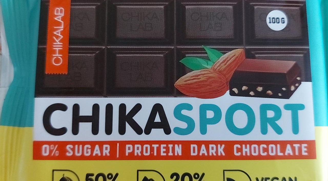 Fotografie - Hořká čokoláda s madlemi Chikasport