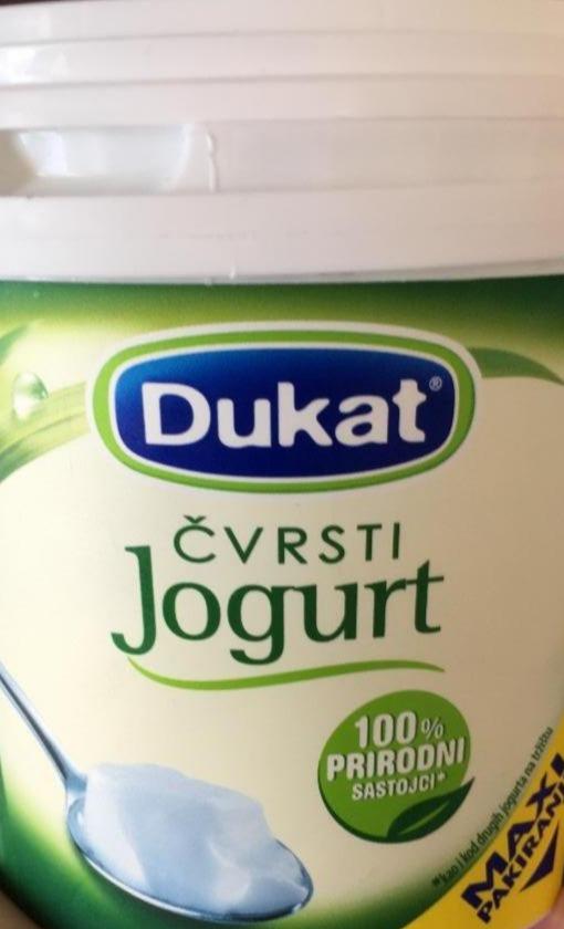 Fotografie - Čvrsti jogurt 3,2% m.m. Maxi Dukat