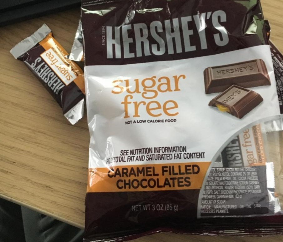 Fotografie - Sugar free caramel filled chocolates Hershey's