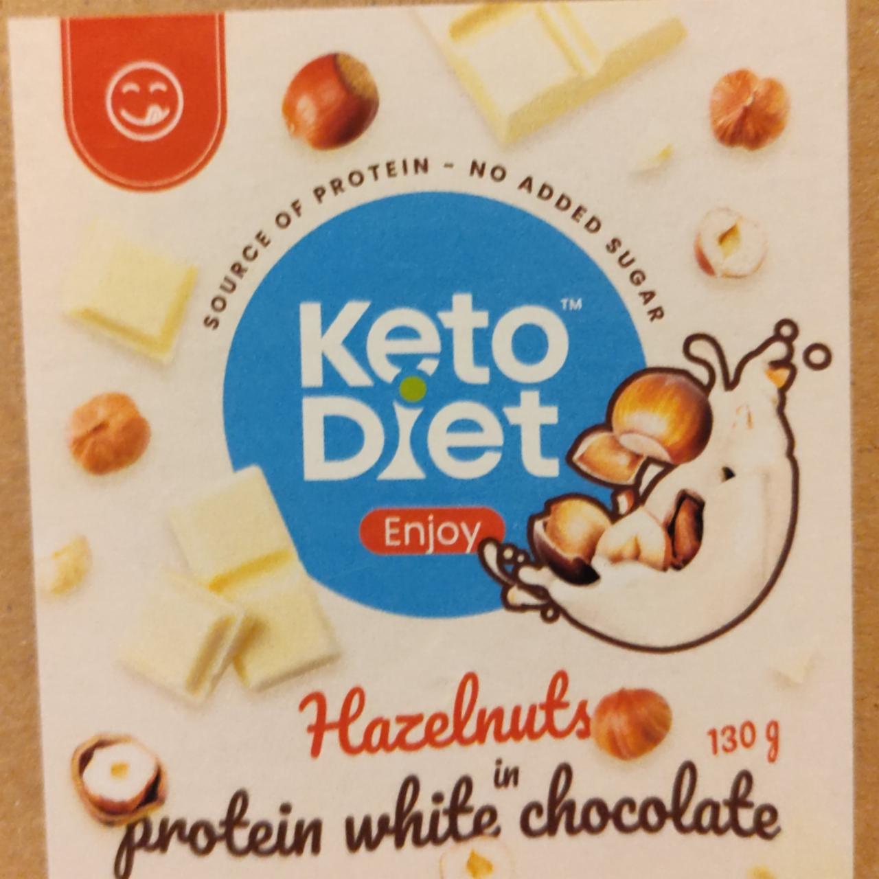 Fotografie - Hazelnuts in protein white chocolate