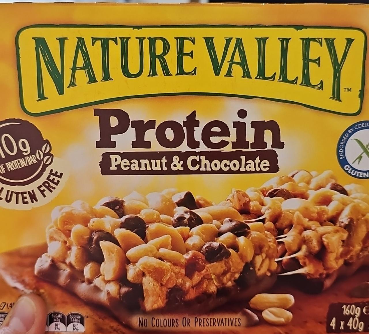 Fotografie - Protein Peanut & Chocolate Nature Valley