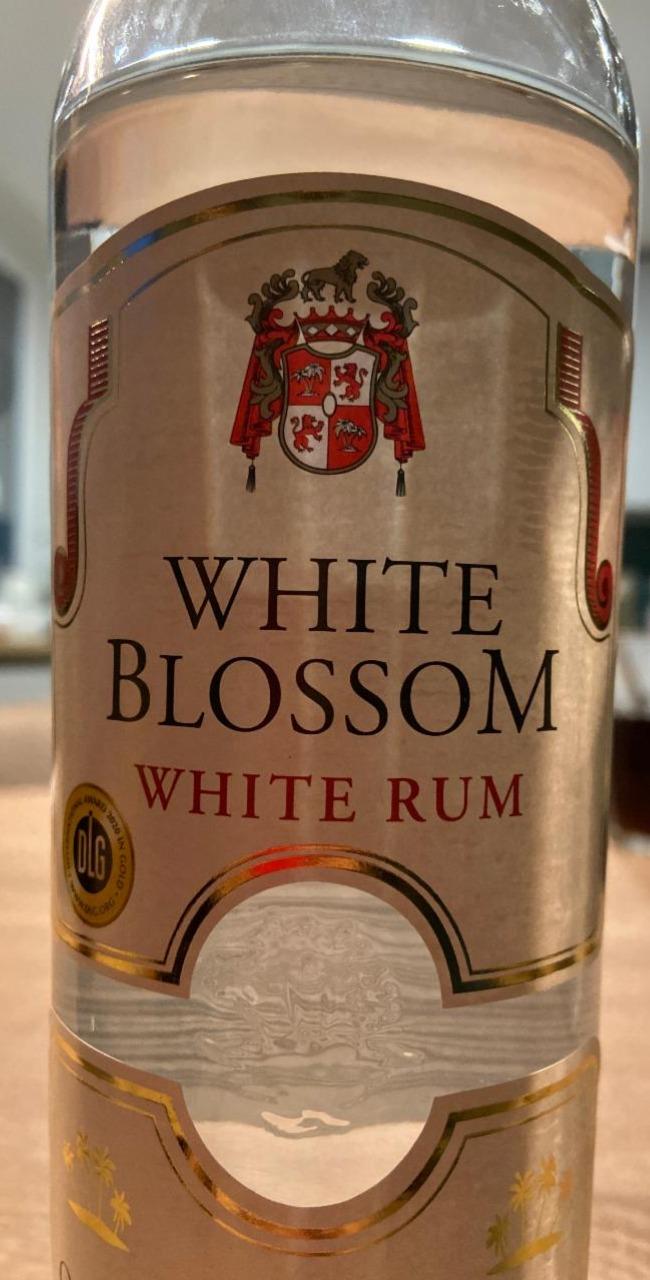 Fotografie - White Rum White Blossom
