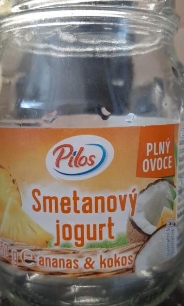 Fotografie - Smetanový jogurt ananas & kokos plný ovoce Pilos