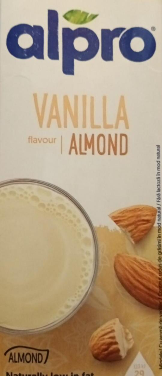 Fotografie - mandlové mléko vanilla Alpro