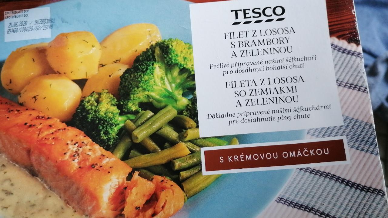 Fotografie - Filet z lososa s brambory a zeleninou s krémovou omáčkou Tesco