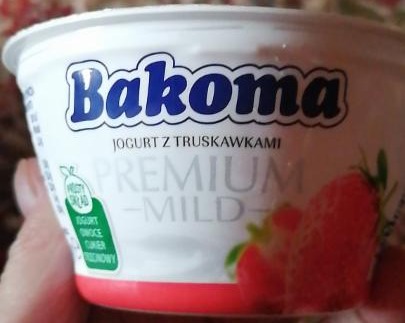 Fotografie - Premium Mild Jogurt z truskawkami Bakoma