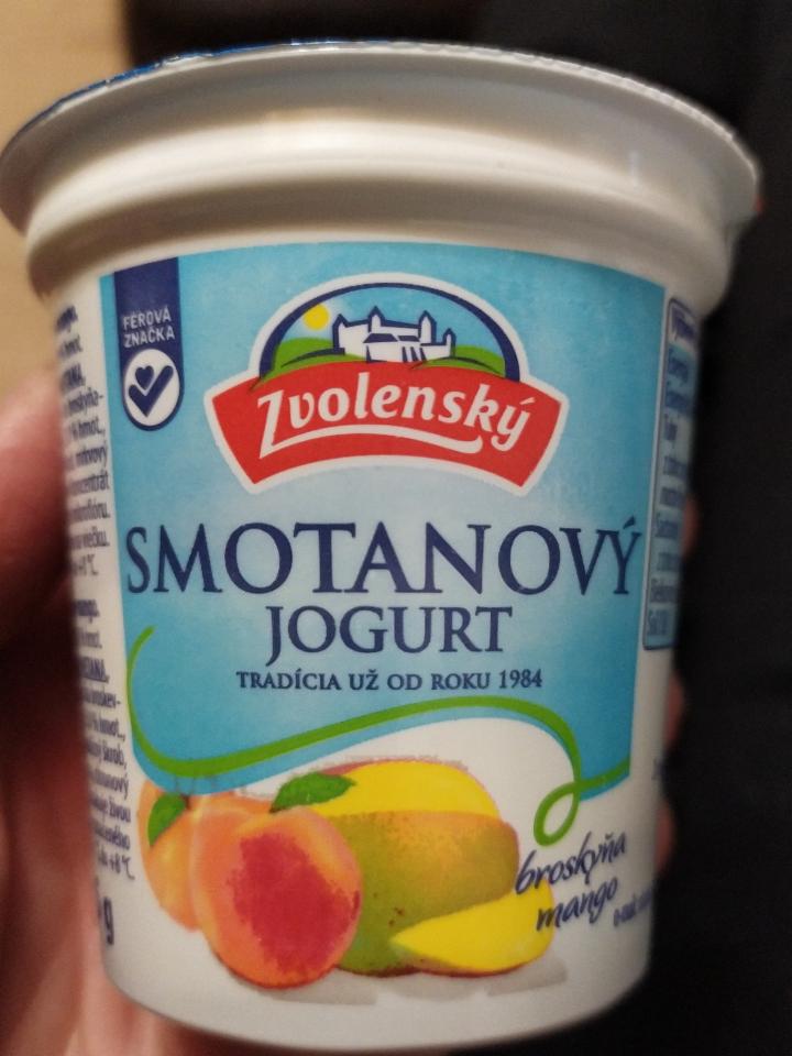 Fotografie - Zvolenský smetanový jogurt broskev, mango