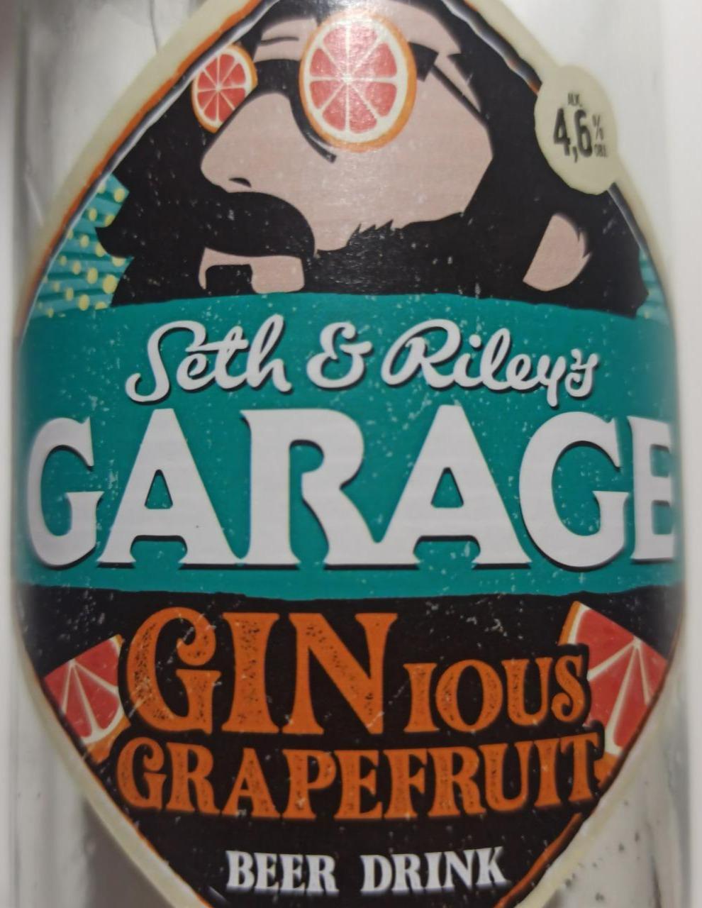 Fotografie - Garage GINious Grapefruit Beer Drink Seth & Riley's