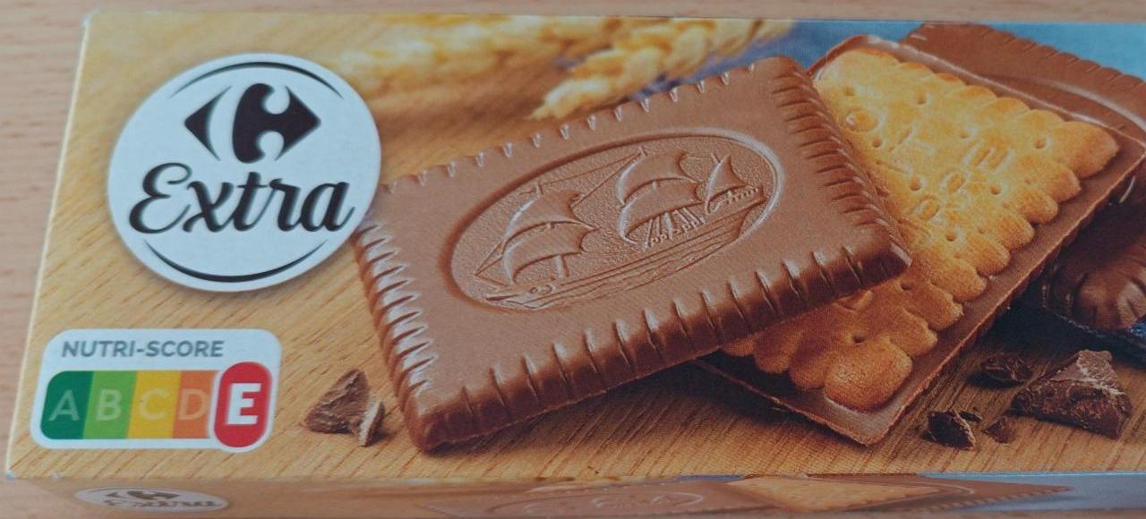 Fotografie - Sušenky polomáčené v mléčné čokoládě Carrefour Extra