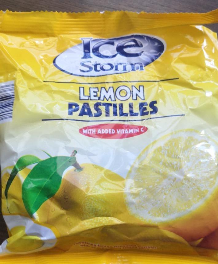 Fotografie - Ice Storm Lemon Pastilles