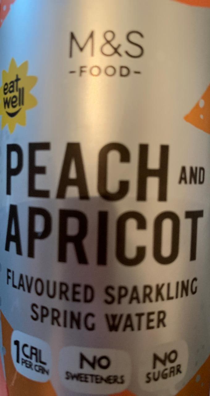 Fotografie - Peach and Apricot Sparkling Spring Water M&S Food
