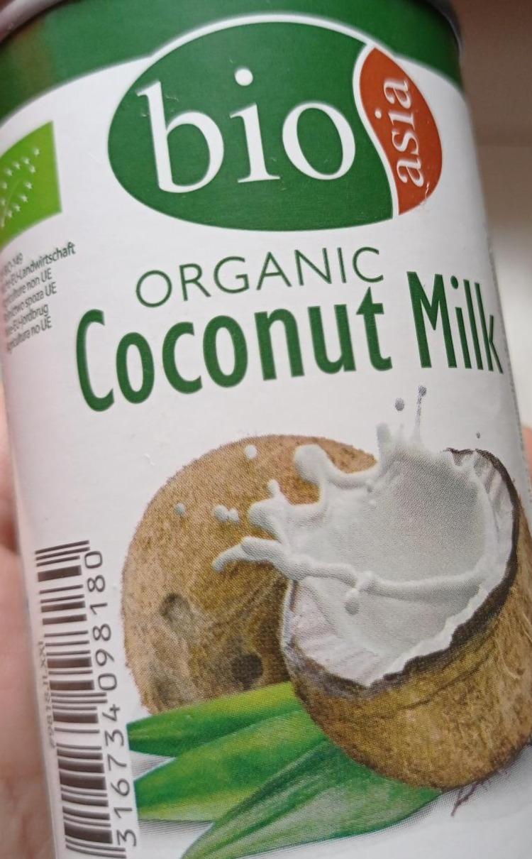 Fotografie - organic coconut milk bio Asia