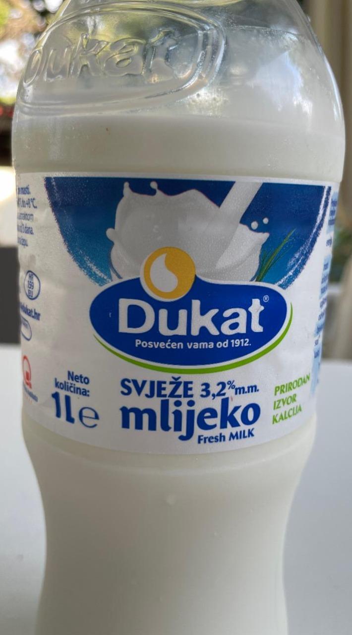 Fotografie - Svježe mlijeko 3,2% m.m. Dukat