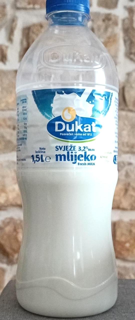 Fotografie - Svježe mlijeko 3,2 % m.m. Dukat