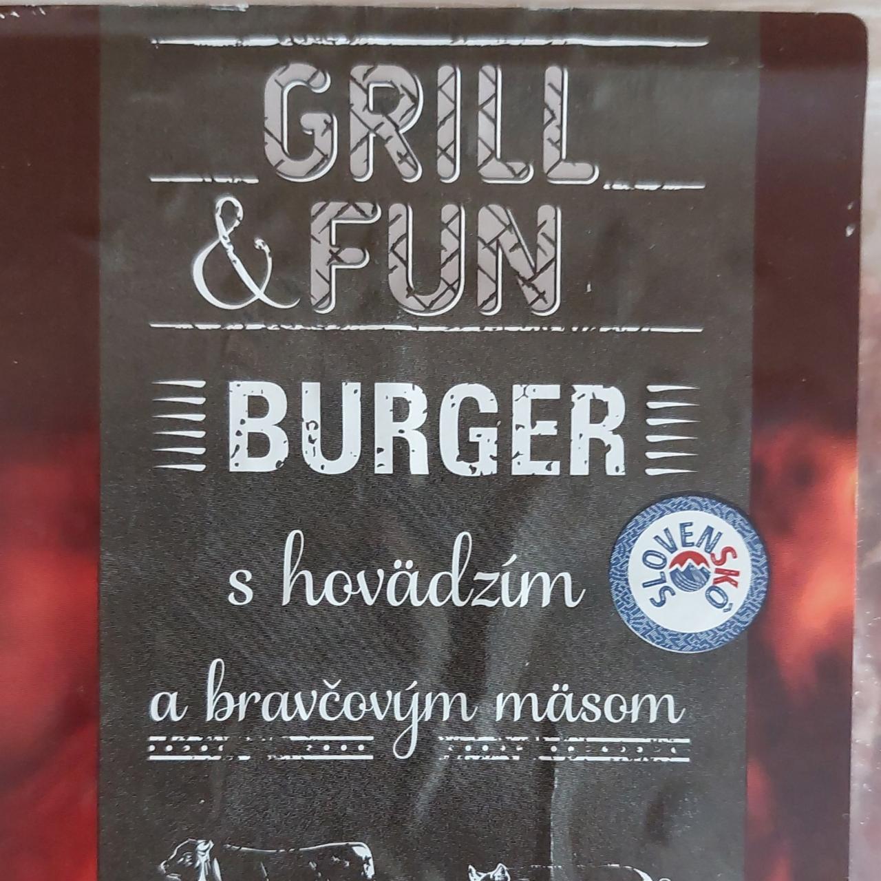 Fotografie - Burger s hovädzím a bravčovým mäsom Grill & Fun