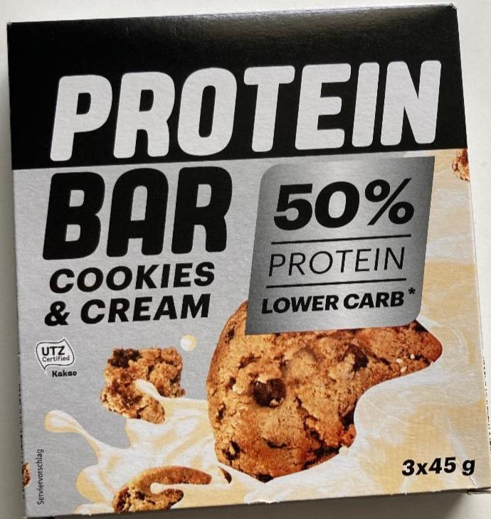 Fotografie - Protein Bar Cookies & Cream 50% Protein Lower Carb IronMaxx