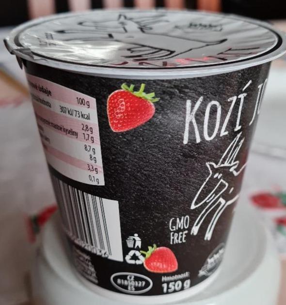 Fotografie - Kozí jogurt jahodový Bon Lait