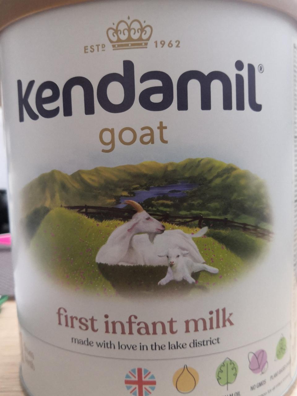 Fotografie - Goat first infant milk Kendamil