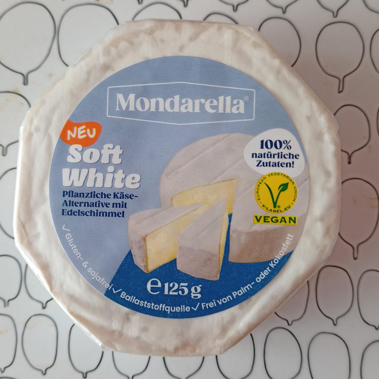 Fotografie - Pflanzlice Käse Alternative auf Mandelbasis Mondarella