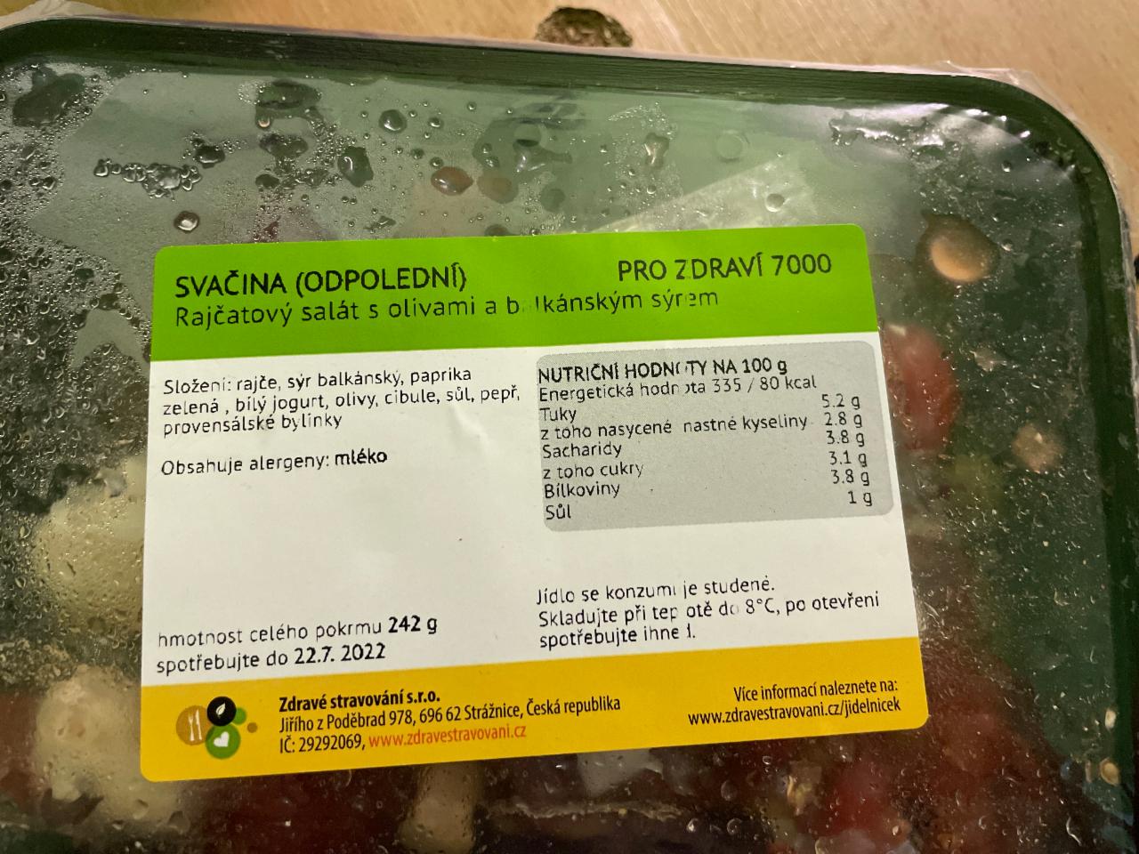 Fotografie - Rajčatový salát s olivami a balkánský sýrem Zdravé stravování