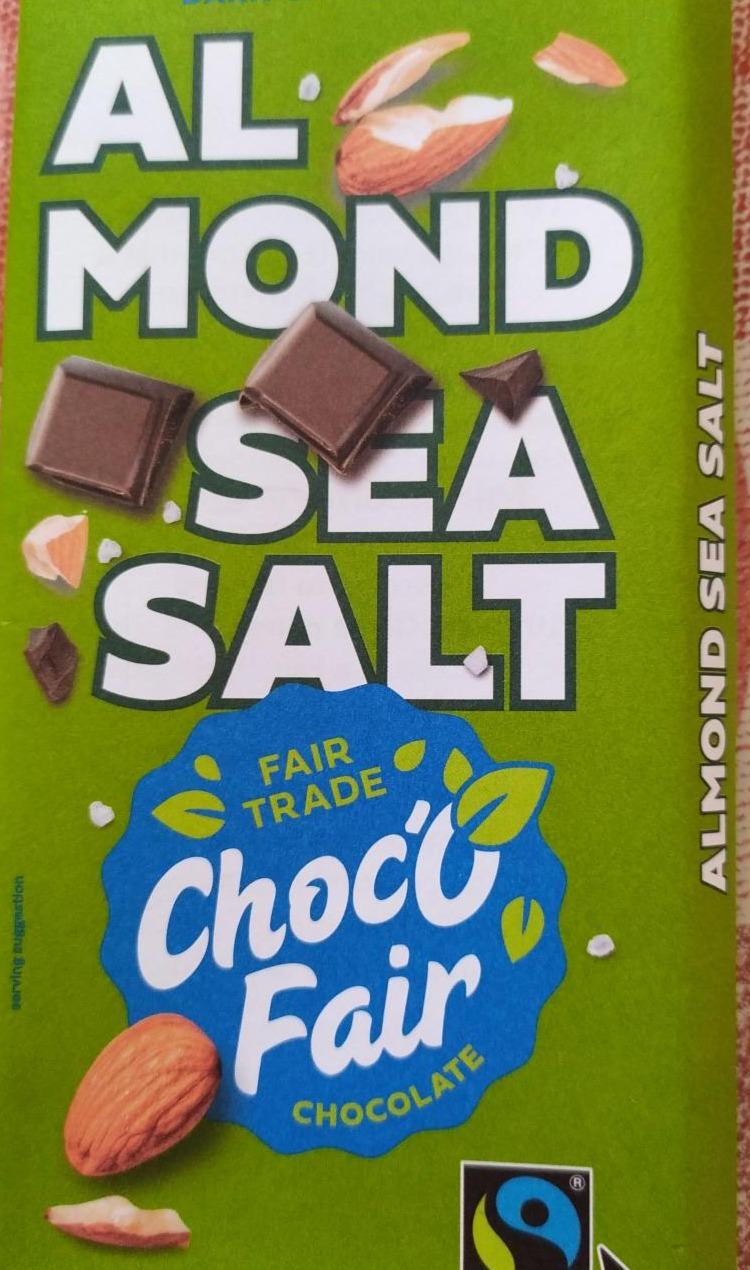 Fotografie - Almond Sea salt Choco Fair Trade Chocolate