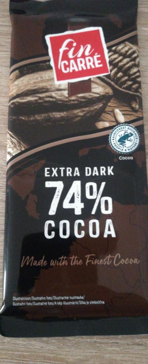 Fotografie - Finest dark chocolate 74% cocoa Fin Carré