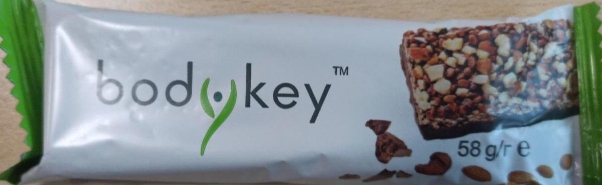Fotografie - Meal replacement bar Dark Chocolate flavour BodyKey