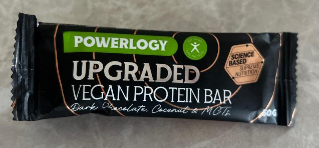 Fotografie - Upgraded Vegan Protein Bar Dark Chocolate, Coconut & MCT Powerlogy