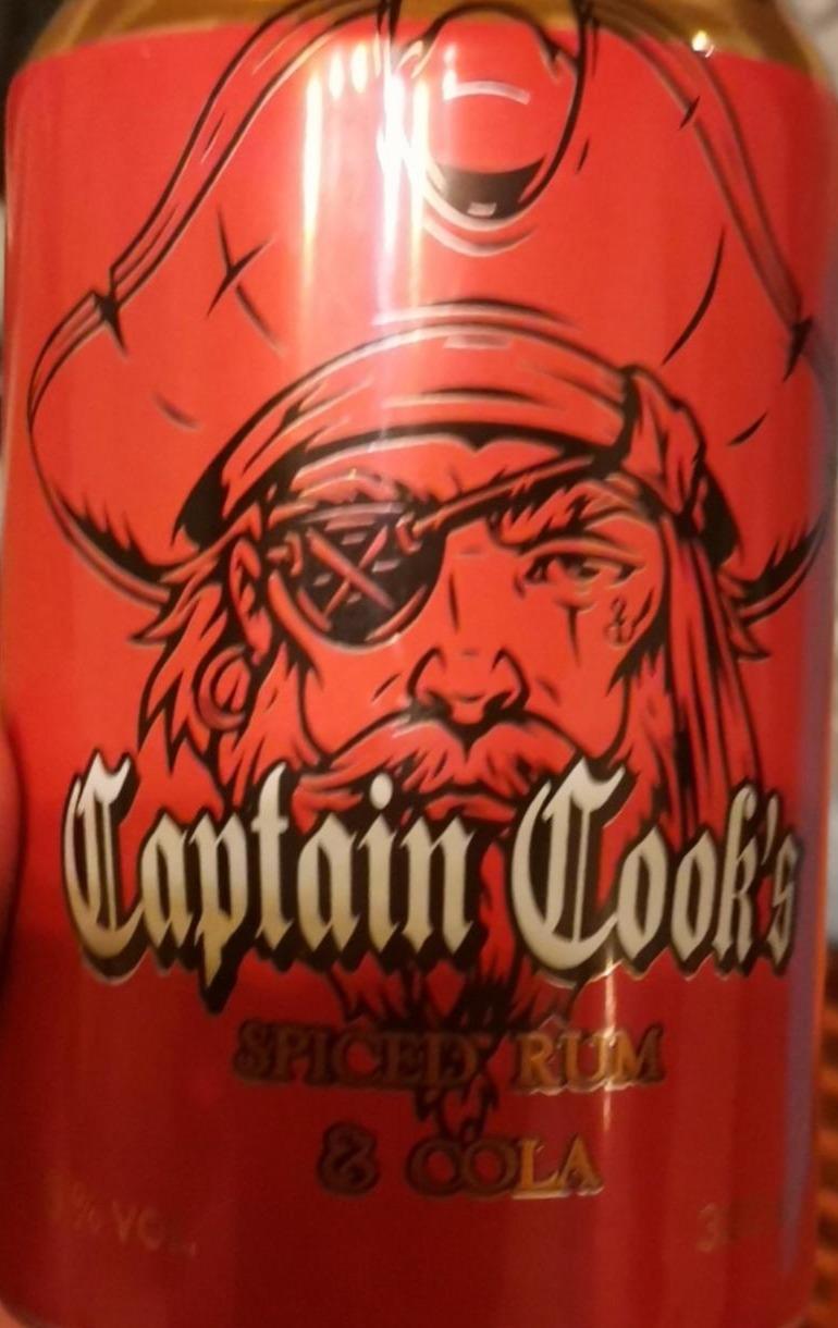Fotografie - spiced rum&cola Captain Cook's