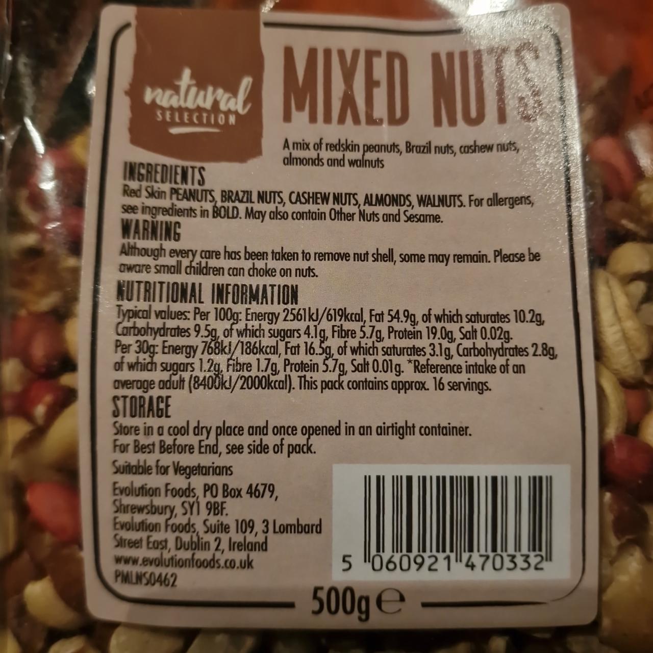 Fotografie - Mixed Nuts Natural Selection
